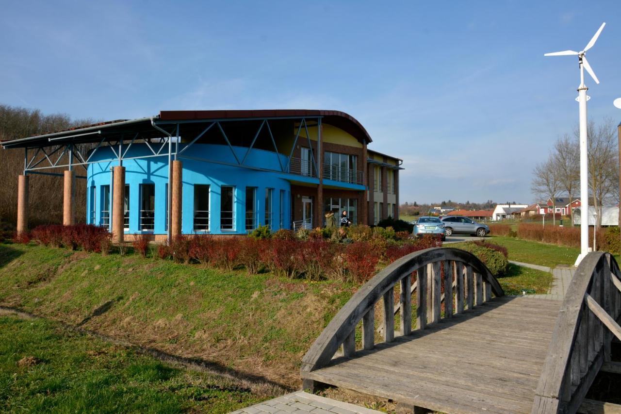 Fonix Apartmanhaz Nagypali Exterior photo